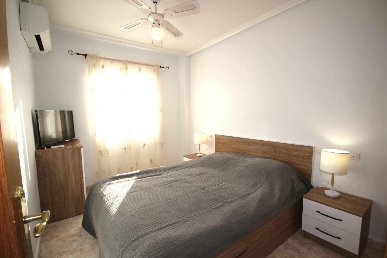 Apartment In La Mata Eneas 6 Торрев'єха Екстер'єр фото